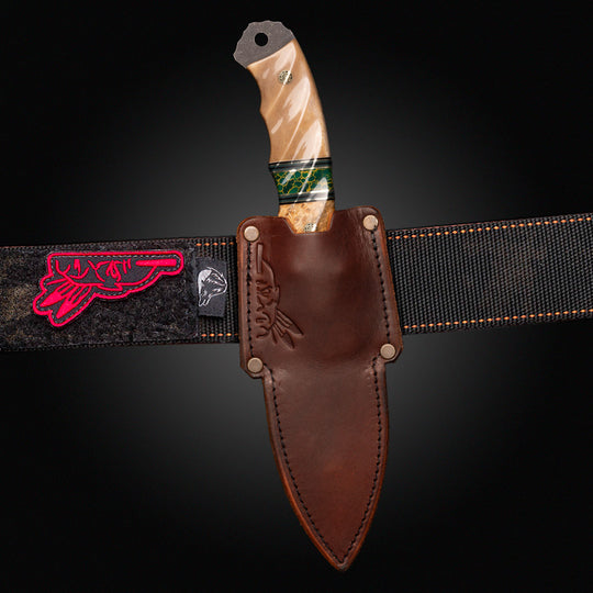 (Leather sheath) breacher, Crow scout, widowmaker, cavner, skinner size leather sheath, wider blades, 9"-10" oa, 4-5" blade