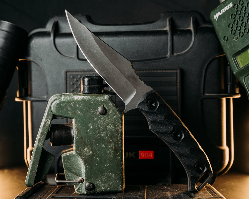 Tosahwi- Black G10, Allen Bolts, Textured Grip