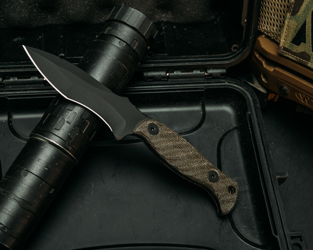 Extremis MK1 - OD Green Canvas Micarta, Armor Black Cerakote, Allen Bolts, Hollow Lanyard Hole, Iron grip