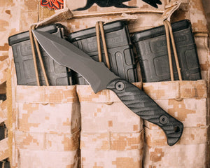 Extremis MK1 - black G10, armor black cerakote, allen bolts, hollow lanyard hole, smooth grip