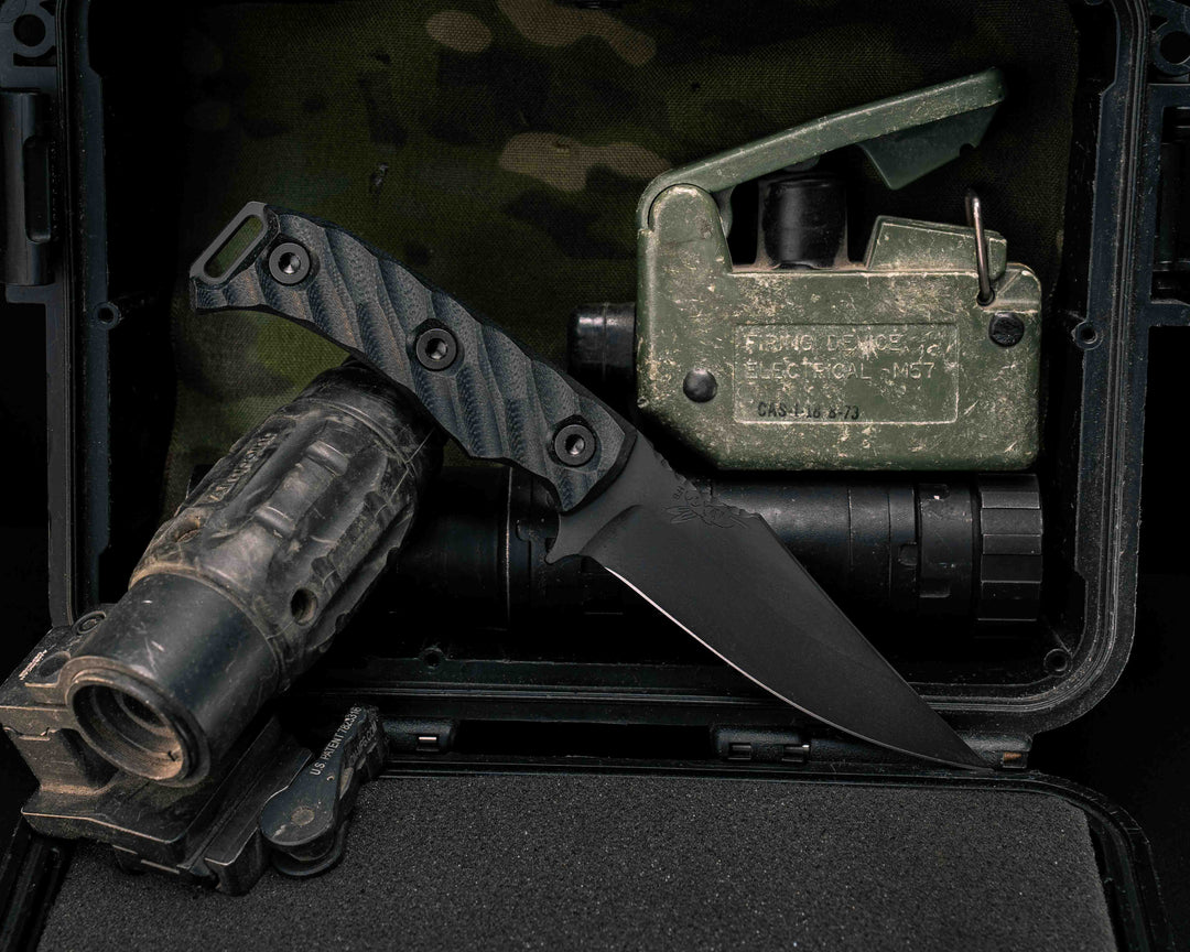 Tosahwi- Black G10, Armor Black Cerakote, Allen Bolts, Textured Grip