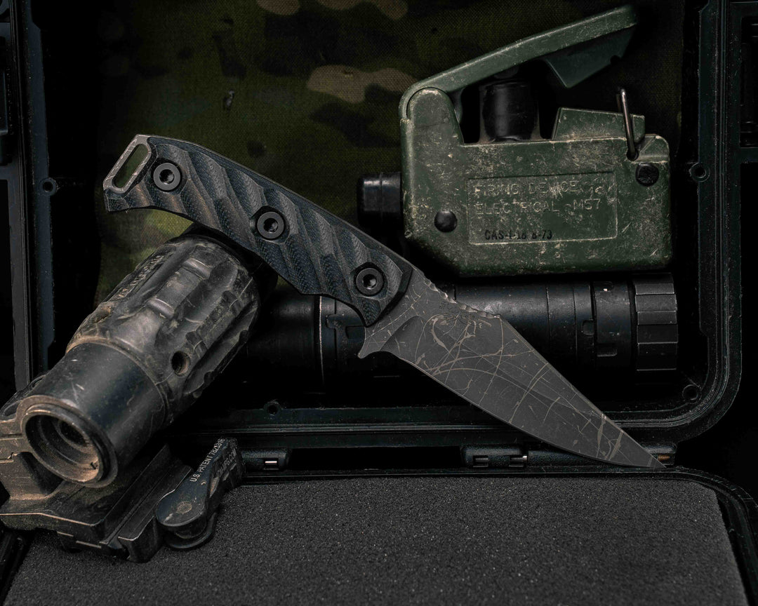 Tosahwi- Black G10, Allen Bolts, Textured Grip
