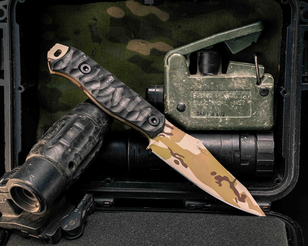 Field Knife- Black Dunes Carbon, Arid Multicam Cerakote, Allen Bolts, Textured Grip