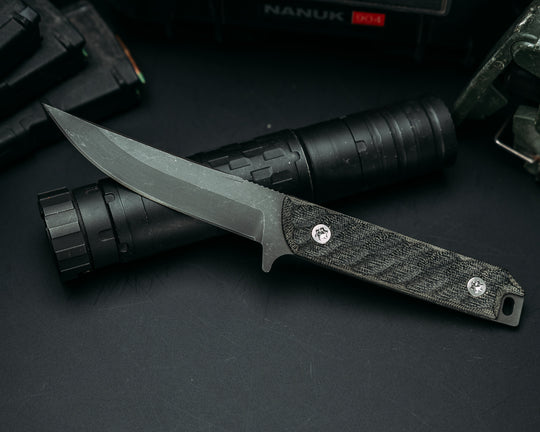Kwaiken FC - Black Canvas Micarta, Ti Torx Bolts, Iron Grip, Open Tang