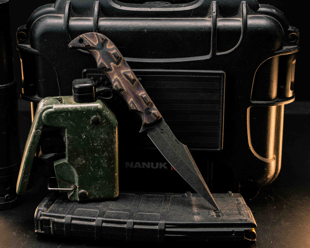 Senator- Python Canvas Micarta, CF Pins, CF Lanyard Pin, Textured Grip