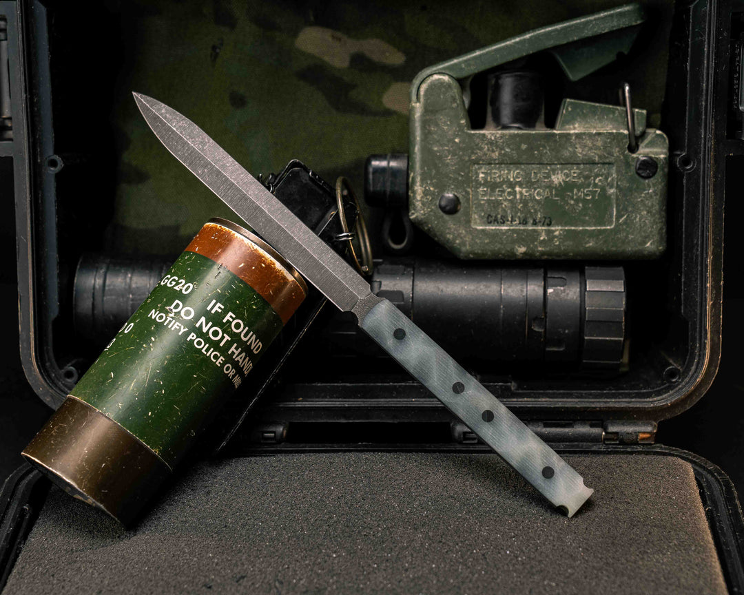 Letter Dagger- Jade G10, CF Pins, Textured Grip