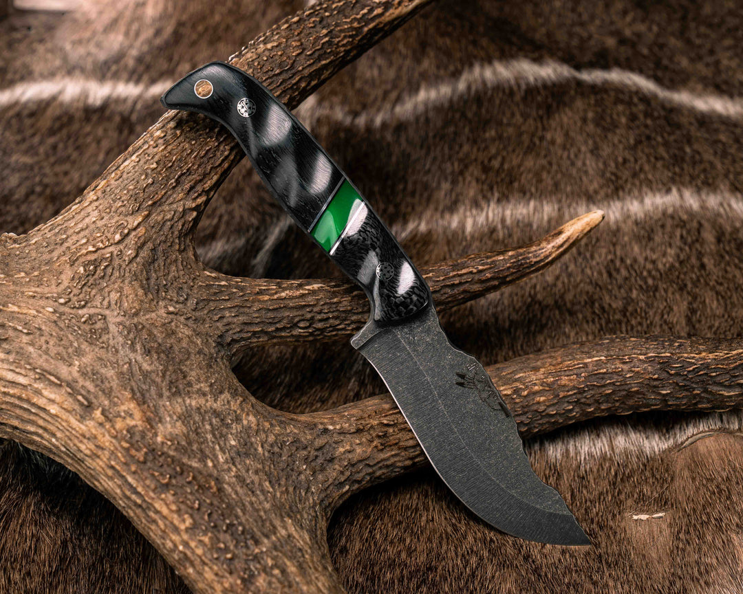 OG Skinner- Carbon, Aluminum and Black G10 Pin Striping, Green Glow Resin Split, Ancient Bog Oak, Mosaic Pins, Silver Lanyard Pin, Textured Grip, Exposed Teng, Full Spin Rock Work