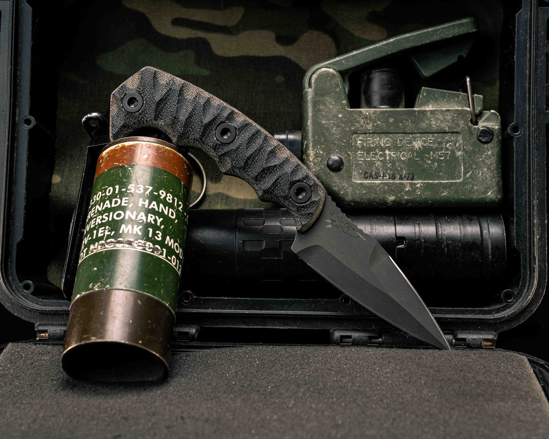 3" HUMINT- Black/OD Green Canvas Micarta, Allen Bolts, Textured Grip
