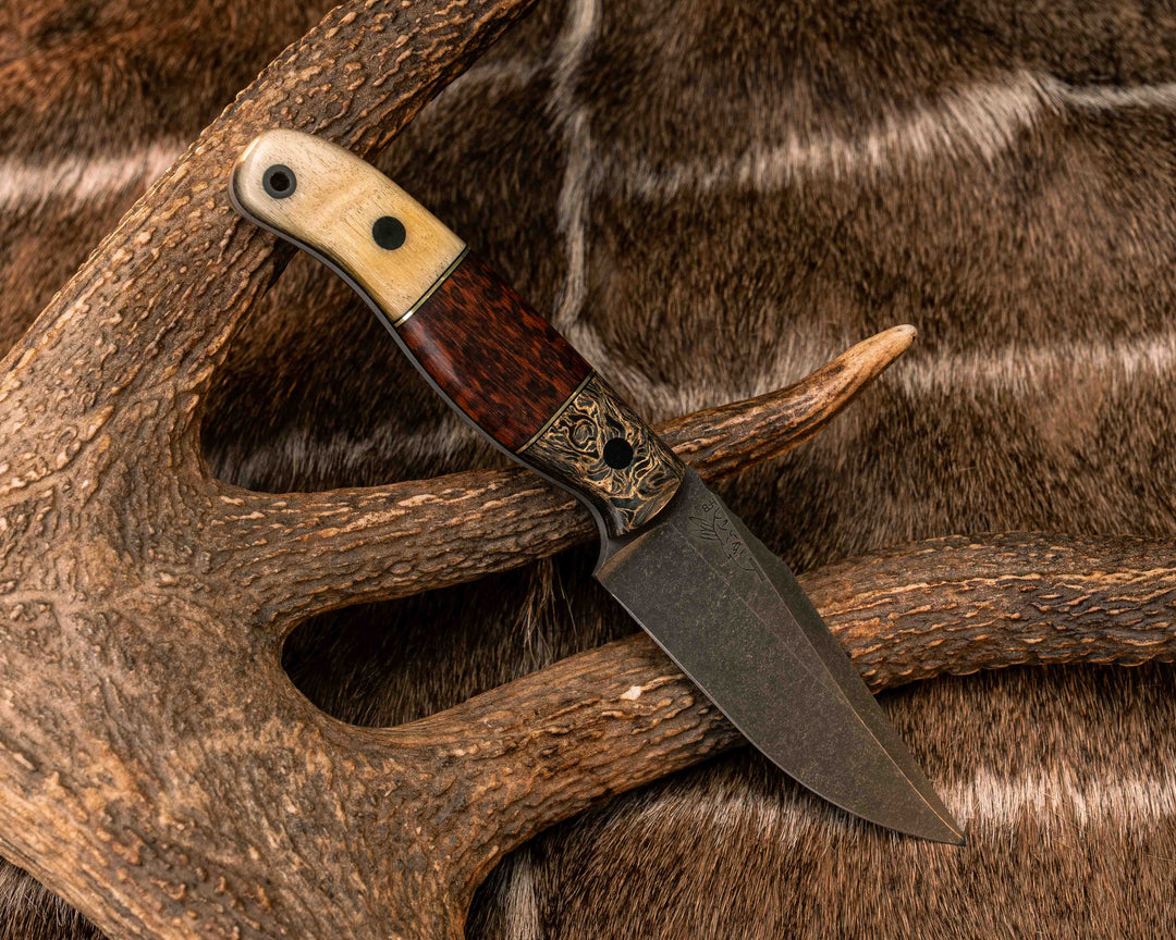 Crow Scalper- Gold Dark Matter Carbon, Black G10 and Brass Pin Striping, Snakewood Split, Rams horn, CF Pins, CF Lanyard Pin, Smooth Grip