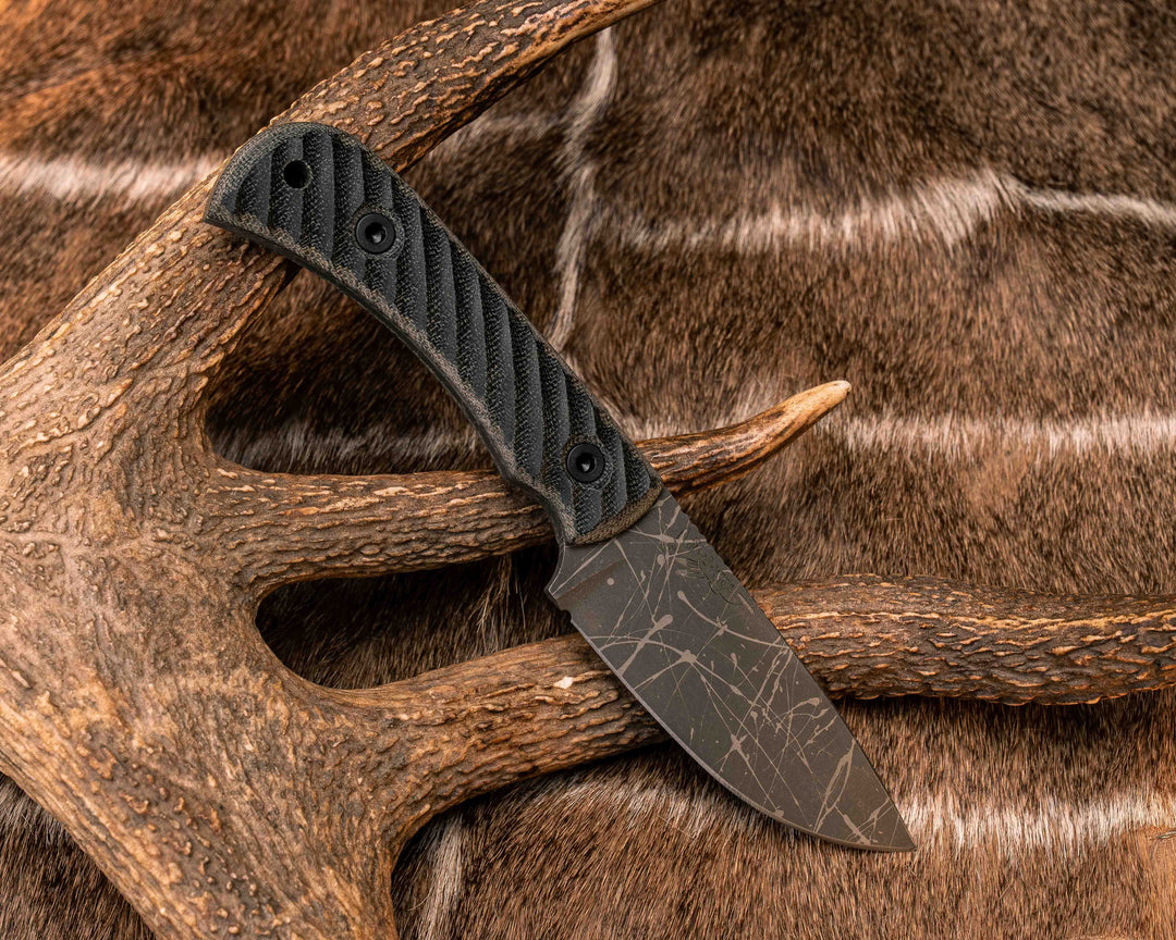 Cavner- Black/OD Green Canvas Micarta, Allen Bolts, Textured Grip