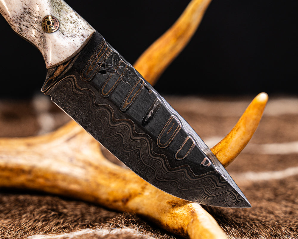 Cav Jr- Baker Forge Raindrop BronzeMai- CO Elk, Black G10 and Brass Pin Striping, Desert Ironwood Split, Desert Ironwood, Mosaic Pins, Brass Lanyard Pin, Contoured Grip