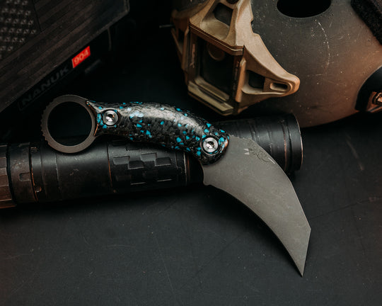 Karambito- Turquoise Rocky Wave Carbon, Allen Bolts, Textured Grip