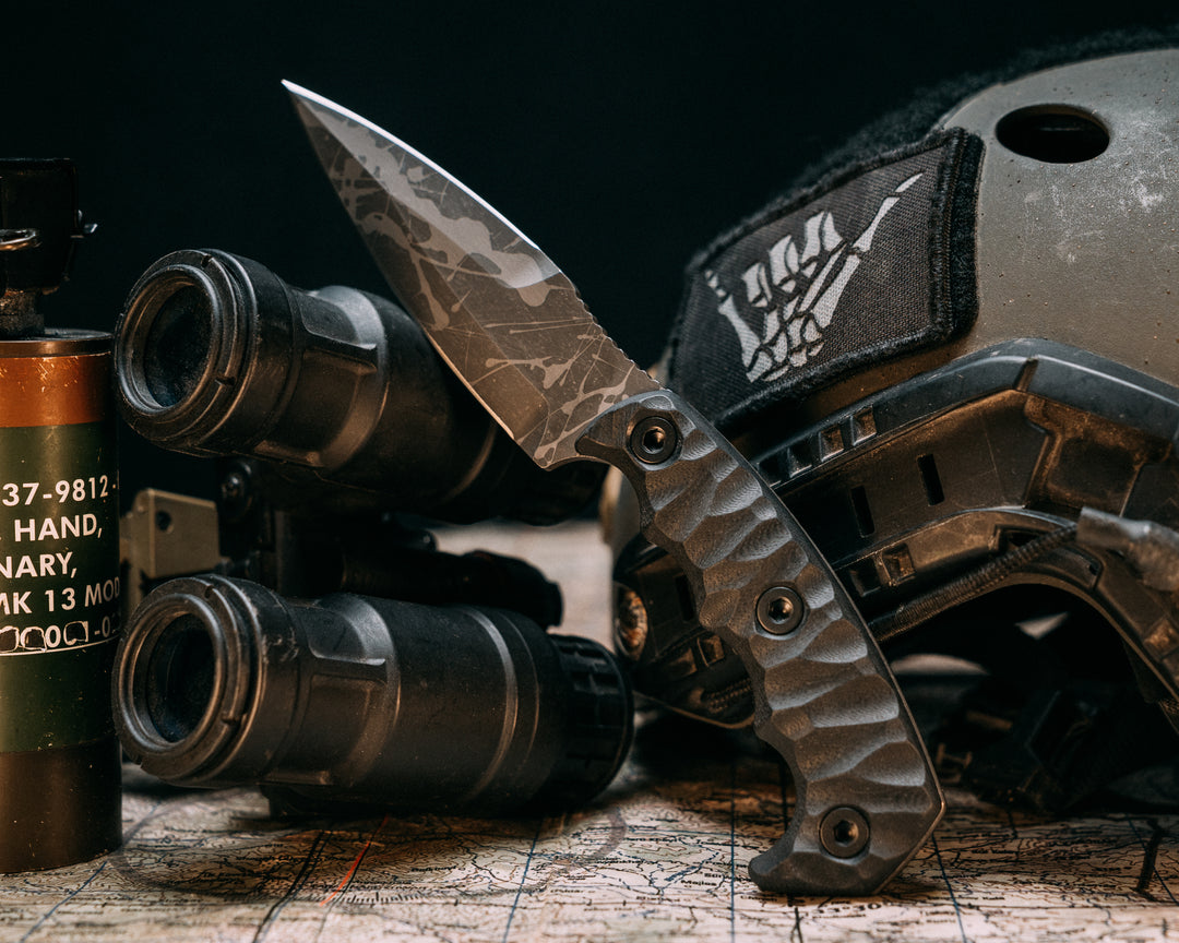 4"  HUMINT- Black G10, Allen Bolts, Chaos Grip