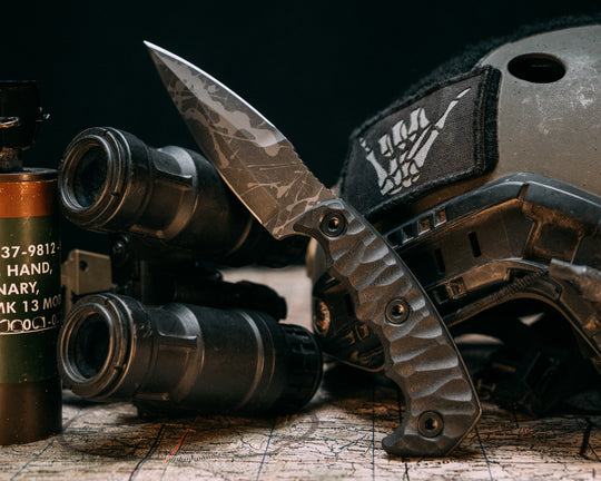 4"  HUMINT- Black G10, Allen Bolts, Chaos Grip