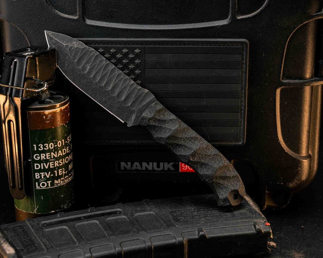 Disaster Cub- Black Burlap Micarta, CF Pins, CF Lanyard Pin, Textured Grip