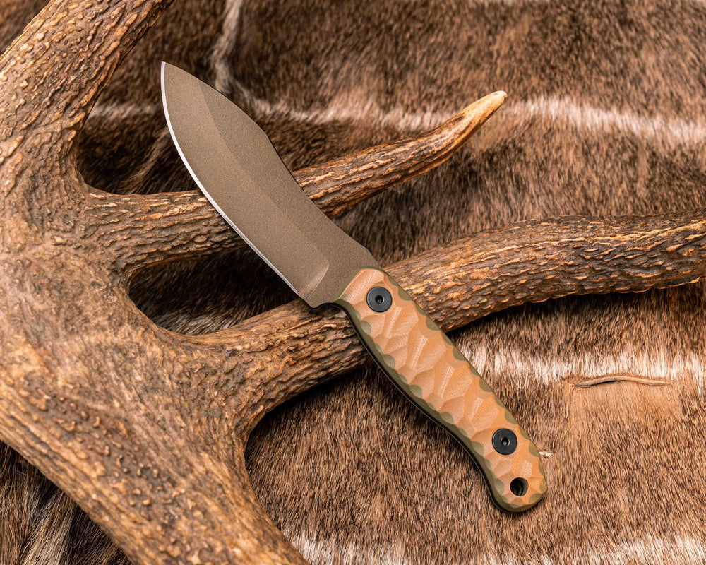 Skinner Jr- Coyote/OD Green G10, Midnight Bronze Cerakote, Allen Bolts, Textured Grip