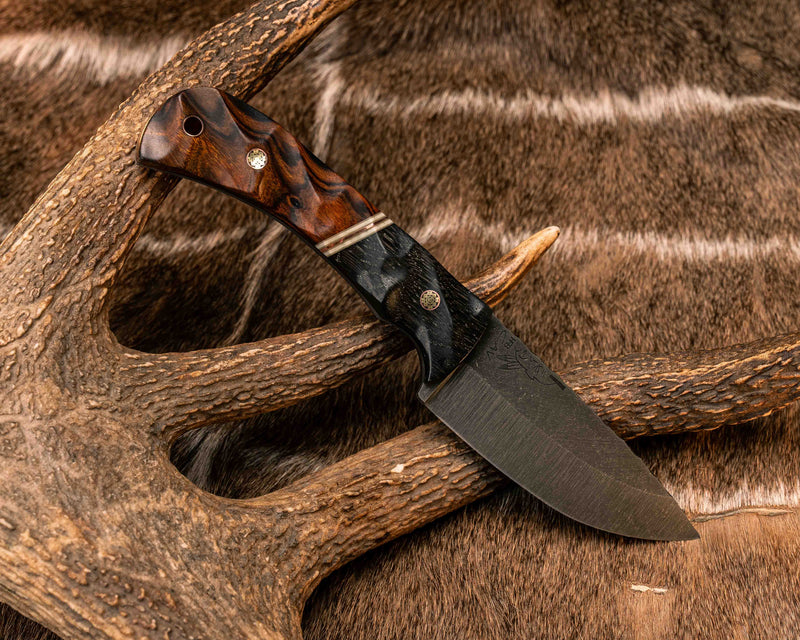 Cavner- Bog Oak, Coyote G10, White G10, Copper Split, Desert Ironwood, Mosaic Pins, Copper Lanyard Pin, Textured Grip