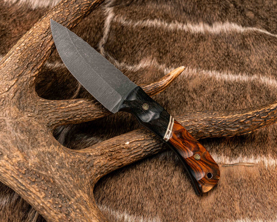 Cavner- Bog Oak, Coyote G10, White G10, Copper Split, Desert Ironwood, Mosaic Pins, Copper Lanyard Pin, Textured Grip