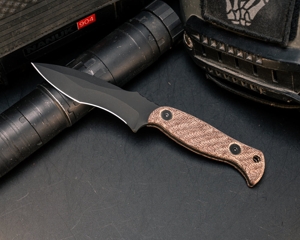 Extremis MK1 - Brown Canvas Micarta, Armor Black Cerakote, Allen Bolts, Hollow Lanyard Hole, Textured Grip