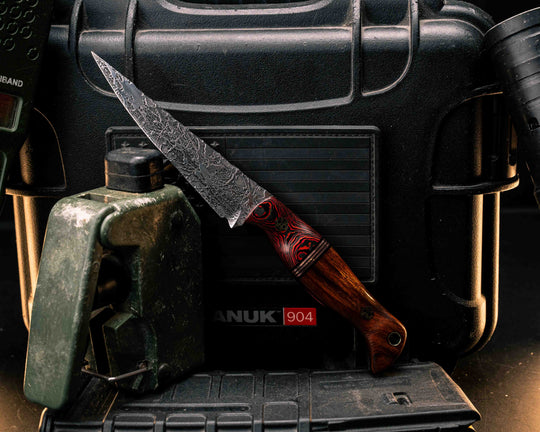 Congressman- Lava Flow FAT Carbon, Black G10 and Copper Split, Desert Ironwood, Mosaic Pins, Brass Lanyard Pin, Textured Grip