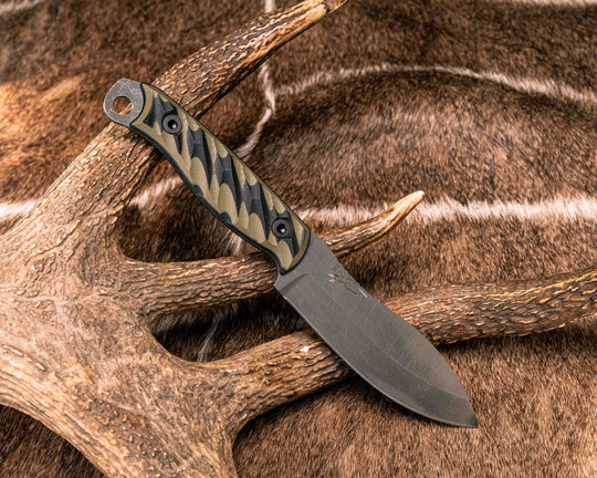 Hunter Skinner - Black/OD Green G10, Allen Bolts, Textured Grip