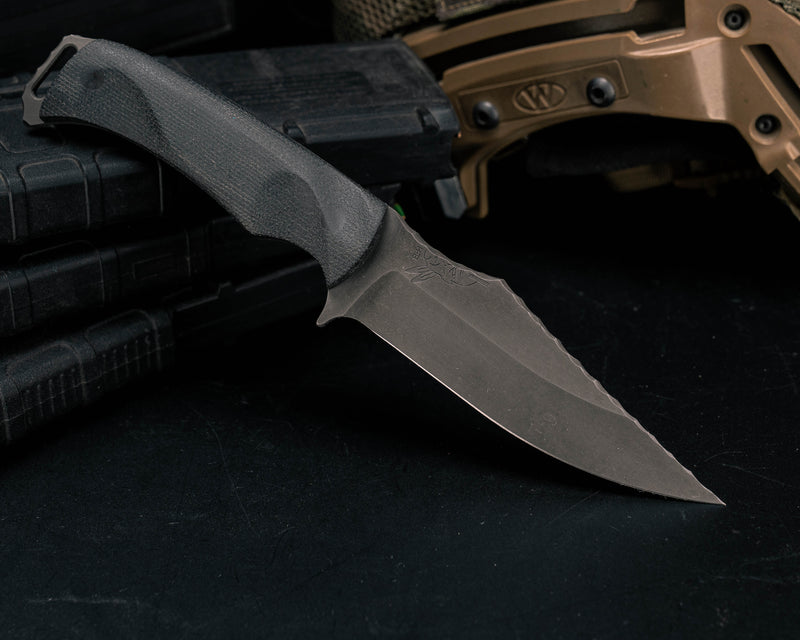 Tosahwi- Black Canvas Micarta, CF Pins, CF Lanyard Pin, Textured Grip