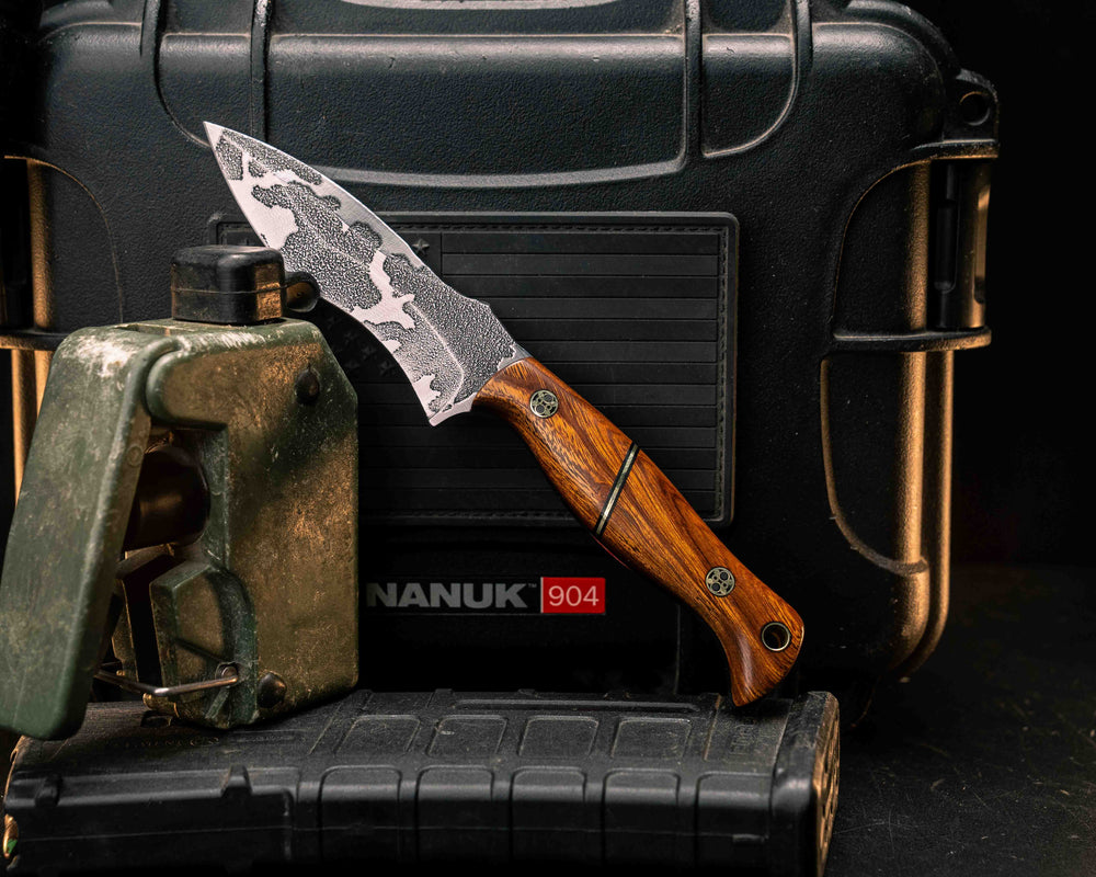 Extremis MK1- Desert Ironwood, Black G10 and Brass Split, Mosaic Pins, Brass Lanyard Pin, Smooth Grip