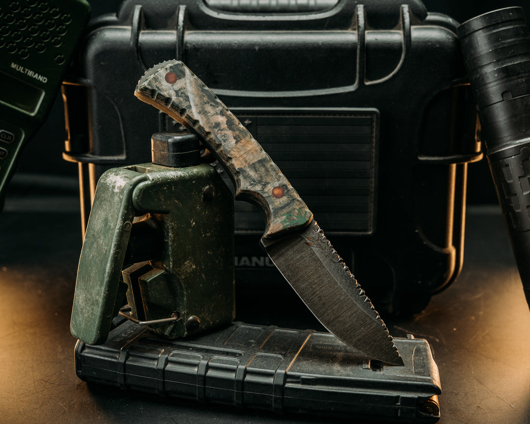 Nashi- Realtree Xtra Edge-2 Camo Micarta, Brown Micarta Pins, Textured Grip