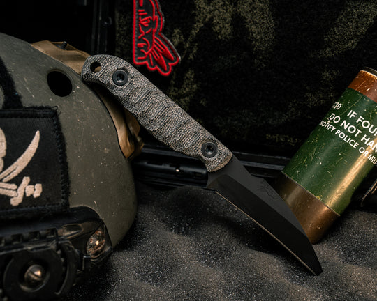 Gula Gula- Black Canvas Micarta, Armor Black Cerakote, Allen Bolts, Textured Grip