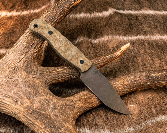 Crow Scalper- OD Green Canvas Micarta, CF Pins, CF Lanyard Pin, Textured Grip