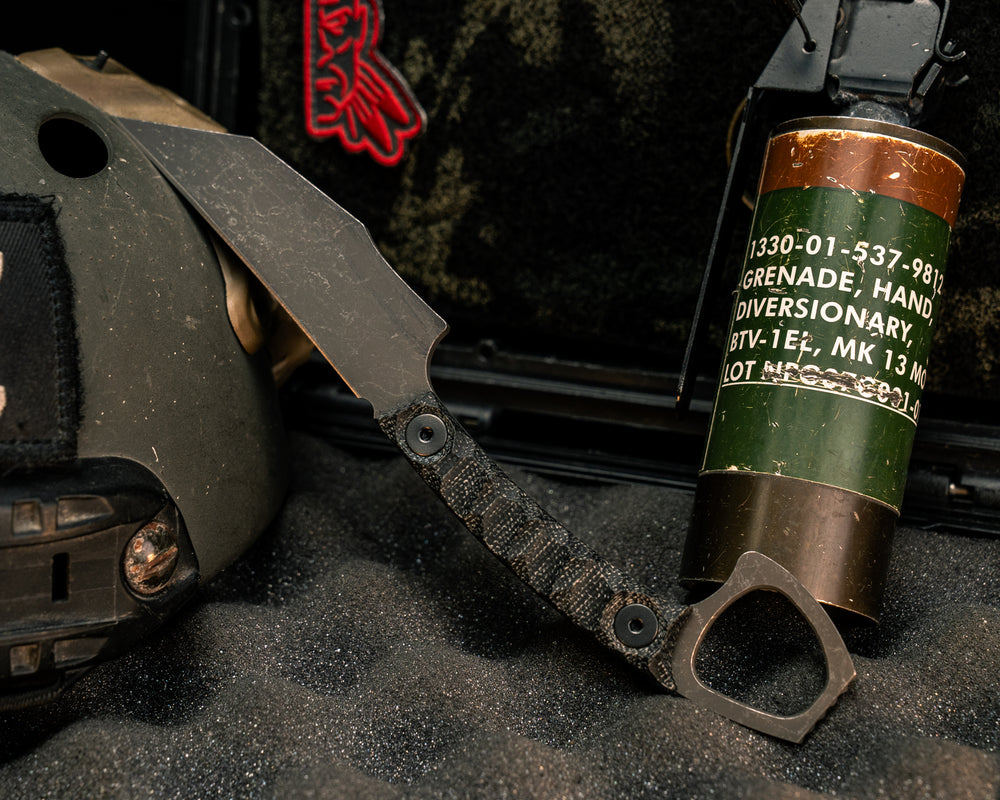 SOPHS- Black Canvas Micarta, Allen Bolts, Textured Grip