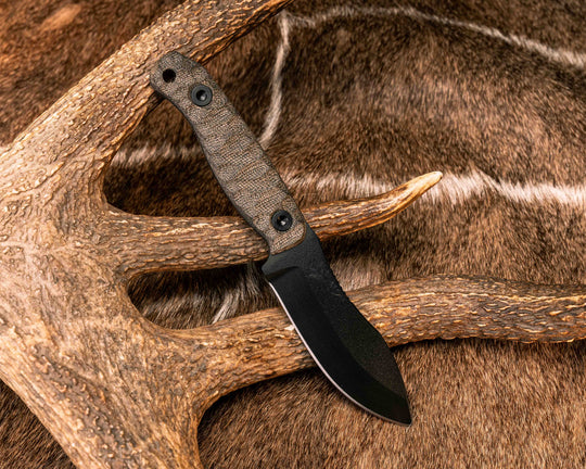 Skinner Jr- OD Green Canvas Micarta, Armor Black Cerakote, Allen Bolts, Textured Grip