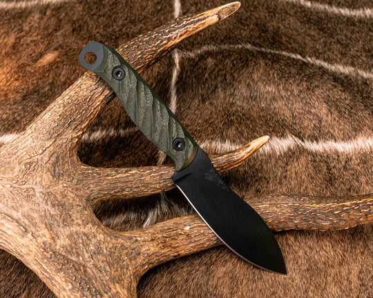 Hunter Skinner - Jungle Wear Carbon, Armor Black Cerakote, Allen Bolts, Textured Grip