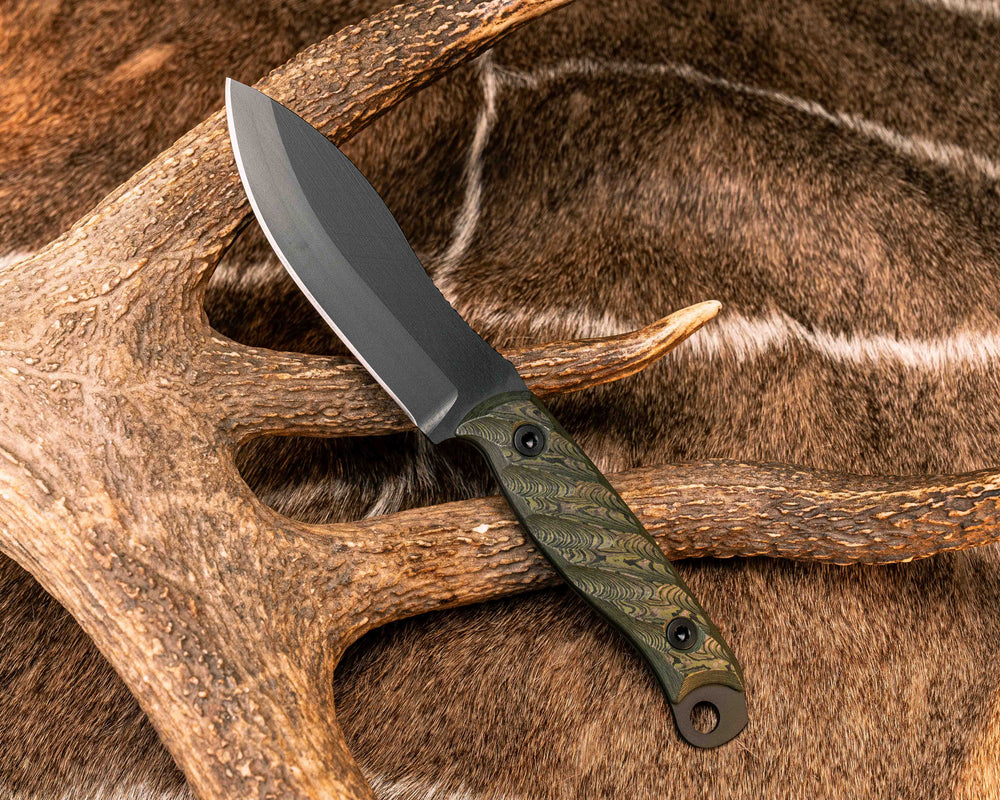Hunter Skinner - Jungle Wear Carbon, Armor Black Cerakote, Allen Bolts, Textured Grip