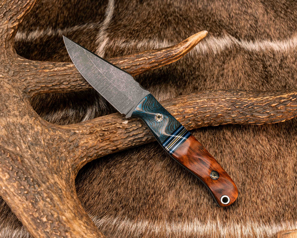Crow Cub- Arctic Storm FAT Carbon, Black G10, Blue G10, Aluminum and Brass Split, Snakewood, Mosaic Pins, Aluminum Lanyard Pin, Textured Grip