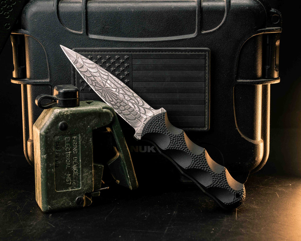 Combat Dagger- Black Diamond Richlite, CF Pins, CF Lanyard Pin, Stippled Textured Grip