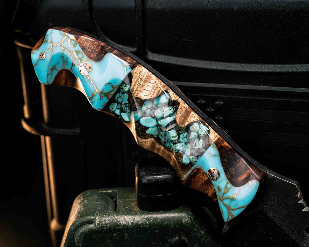 Notched Wire Cutter Breacher Gen 3- Turquoise with Gold Web Tru-stone Over Hawaiian Curly Koa, Crushed Turquoise Tru-stone in Resin Over Hawaiian Curly Koa Split, Mosaic Pins, Textured Split