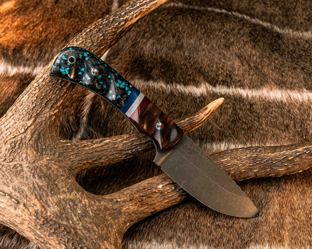 Cavner- Hawaiian Curly Koa, Black G10 and Americana G-Carta Split, Turquoise Rocky Wave Carbon, Patriot Mosaic Pins, Aluminum Lanyard Pin, Textured Grip