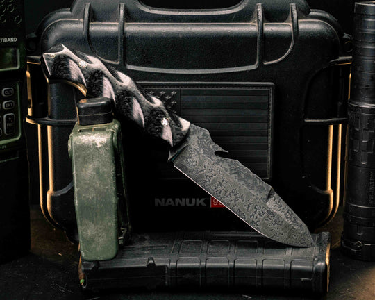 Notched Wire Cutter Breacher Gen 3- Carbon Fiber, Mosaic Pins, Textured Grip