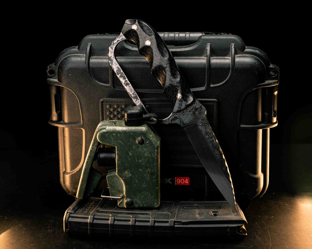 Trench Knife- Baker Forge Random Pattern Damascus- Carbon Fiber, Mosaic Pins, Textured Grip