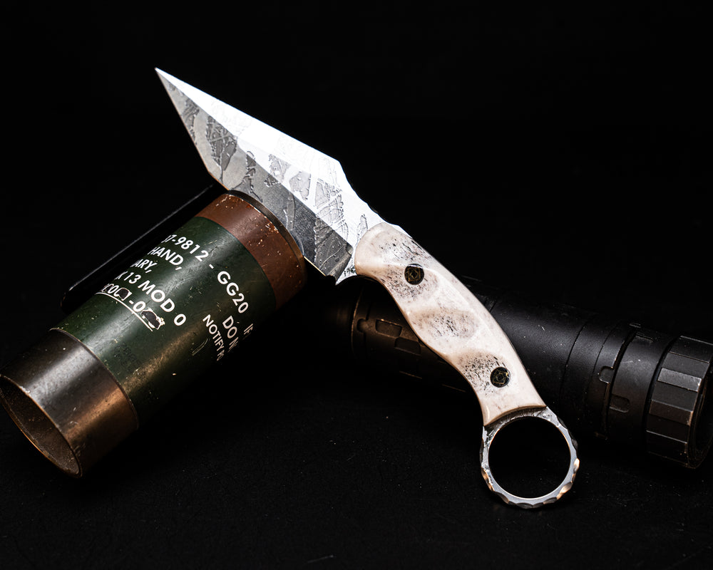 Ringed Tac Tanto- Mosaic Pins, Grooved Grip