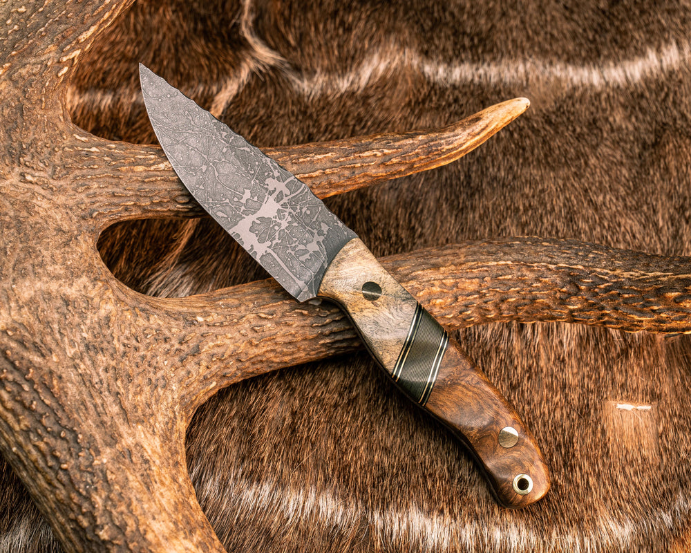 Feather Light- Buckeye Burl, Black G10 and Brass Pin Striping, Jungle Wear FAT Carbon Split, Desert Ironwood, Brass Pins, Brass Lanyard Pin, Textured Grip