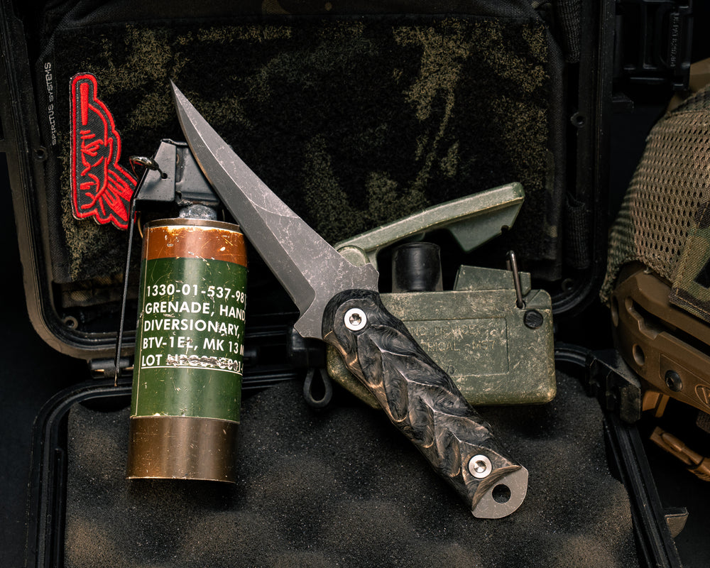 Combat Filet - Black Dunes Carbon Fiber, Ti Allen Bolts, Textured Grip