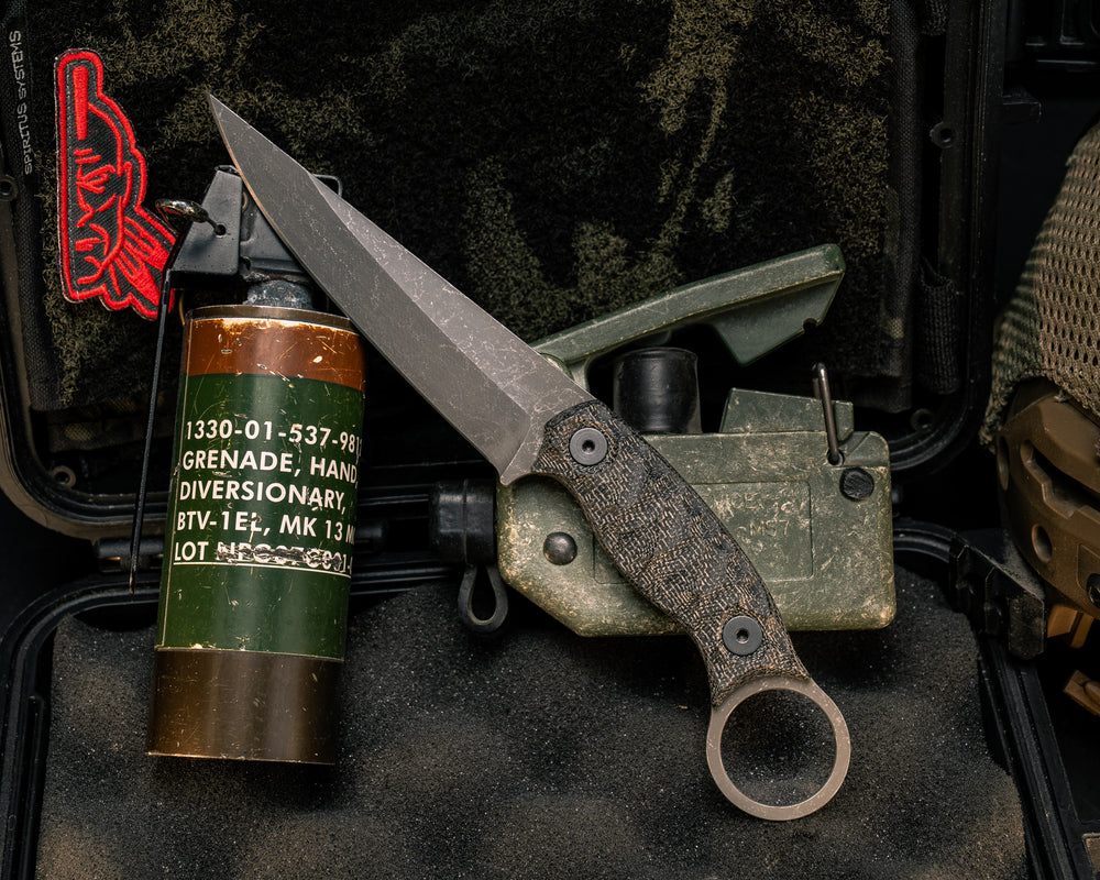 Osoraku 4"- Black Canvas Micarta, Allen Bolts, Textured Grip