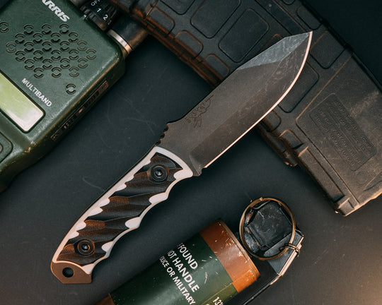Disaster Jr- Black/White G10, Allen Bolts, Iron Grip