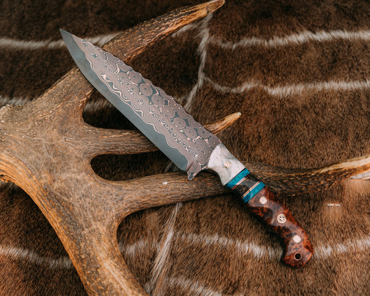 Ranch Knife- Baker Forge Raindrop CopperMai- CO Elk, Black G10 and Copper Pin Striping, Chrysocolla and Dyed Maple Split, Redwood, Mosaic Pin, Copper Lanyard Pin, Textured Grip
