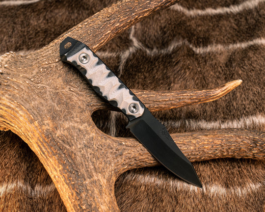 Field Knife Jr- White/Black G10, Armor Black Cerakote, Ti Allen Bolts, Textured Grip
