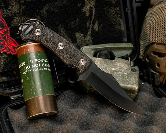 Tosahwi- Black Burlap Micarta, Armor Black Cerakote, Ti Allen Bolts, Textured Grip