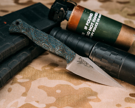Gulo Gulo- Kamari Burlap Micarta, Black Micarta Pins, Chaos Grip
