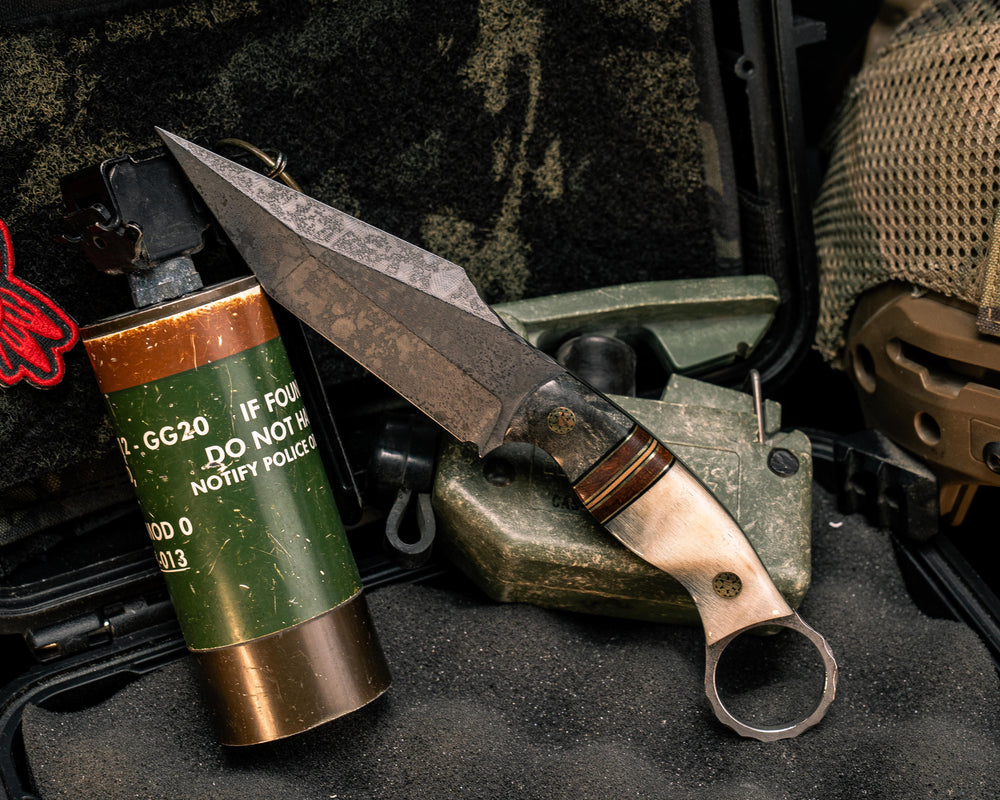 Ring Tac Tanto- Dyed Buckeye, Black G10, Brass, Desert Ironwood and Coyote G10 Split, Rams Horn, Mosaic Pins, Textured Grip